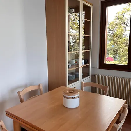 Monolocale Vista Isole Con Privata Uso Condominiale 바메노