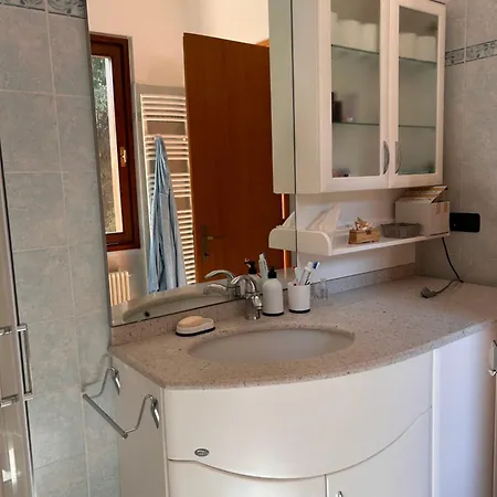 아파트 Monolocale Vista Isole Con Privata Uso Condominiale